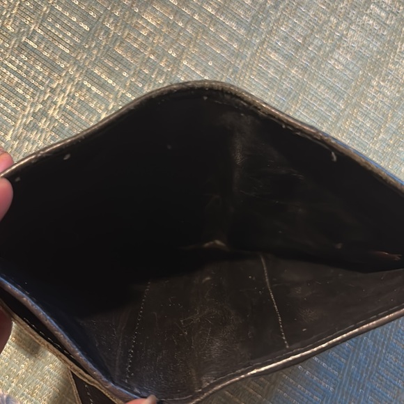 ‘CC’—BLACK LEATHER WALLET - Picture 6 of 6